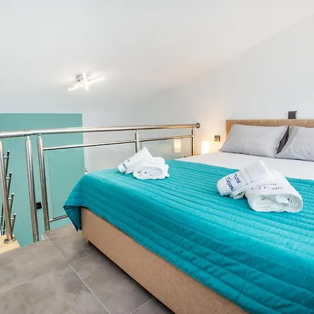 Szálloda Ermioni Elegance 3*