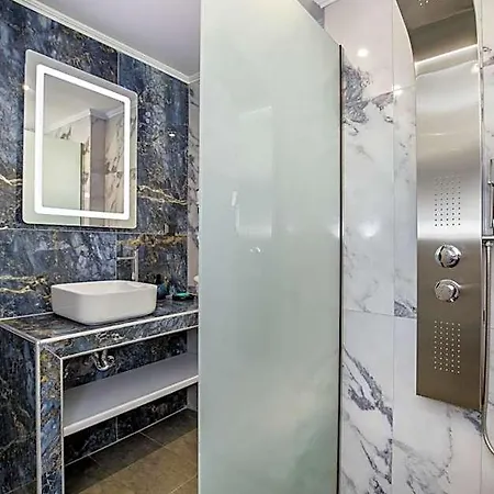Ermioni Elegance فندق