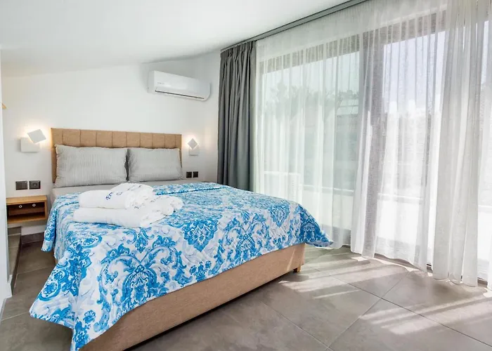 Hotel Ermioni Elegance 3*